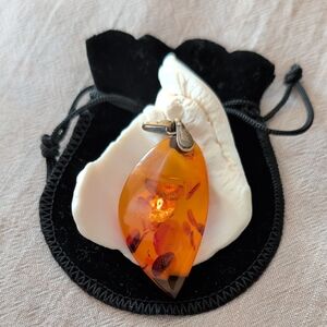 Vintage Baltic Amber Teardrop Pendant Necklace in Silver Setting